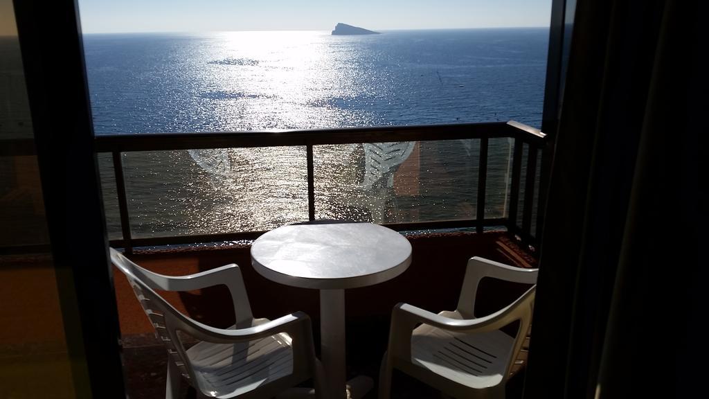 Apartamentos Don Vicente Бенидорм Номер фото