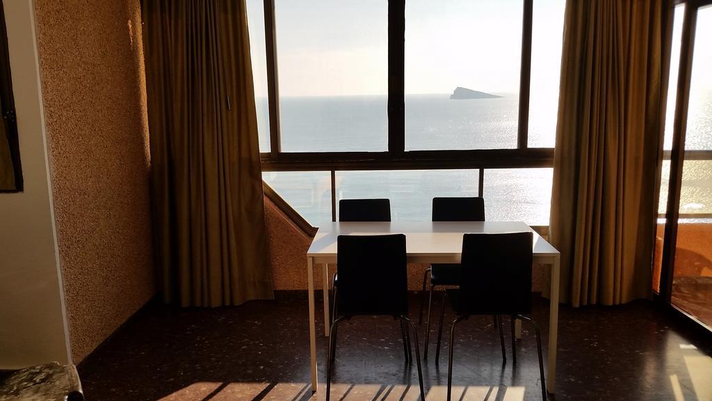 Apartamentos Don Vicente Бенидорм Номер фото